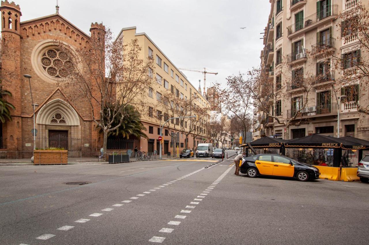 Apartamento Zona Sagrada Familia Barcelona Exterior photo